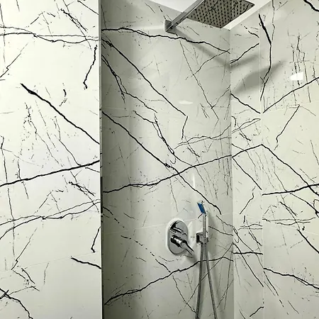 The Newspapers Apartman