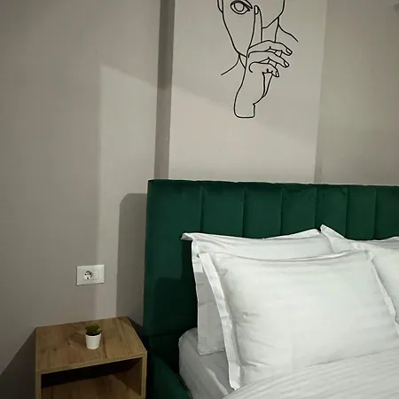 Apartman The Newspapers Tirana