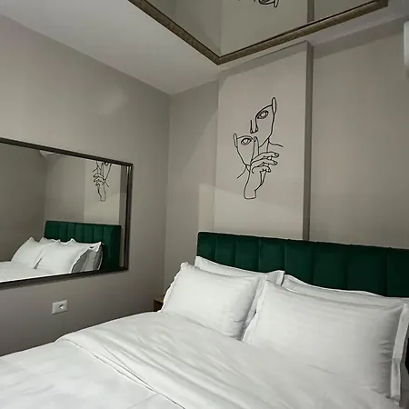 Apartman The Newspapers Tirana